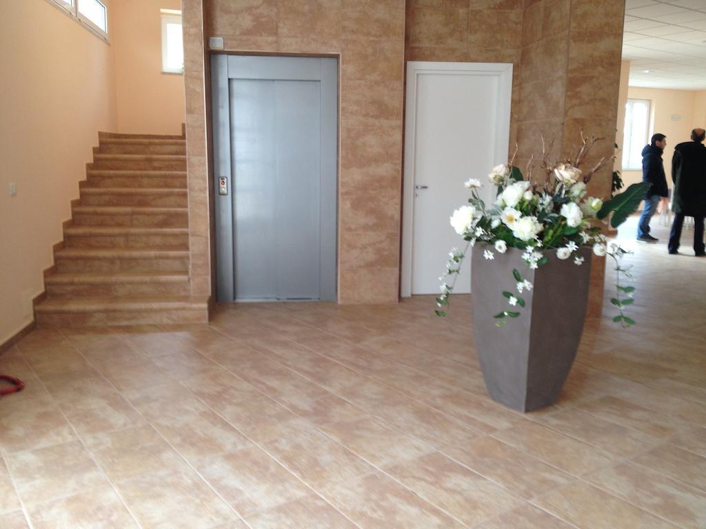 Hotel Residence Thalassa レッジョ・ディ・カラブリア エクステリア 写真